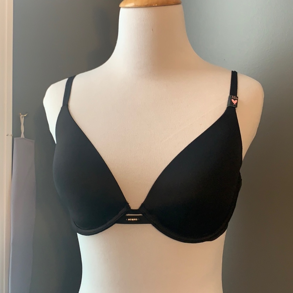 Victoria secret bra size 32D